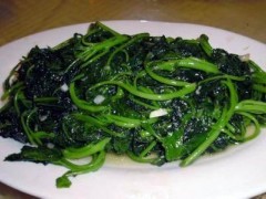 在家水培一盆紅薯，葉子摘下來(lái)就是一盤營(yíng)養(yǎng)美味的菜，一起來(lái)學(xué)